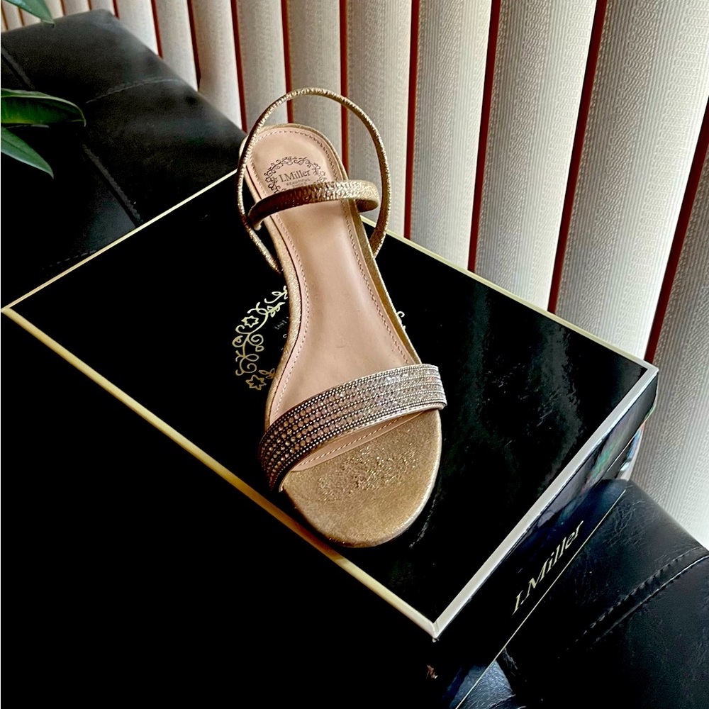I MILLER Netanyahu Taupe Shoes